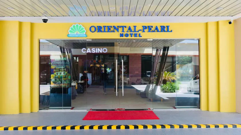 Oriental-Pearl Hotel - Image 1