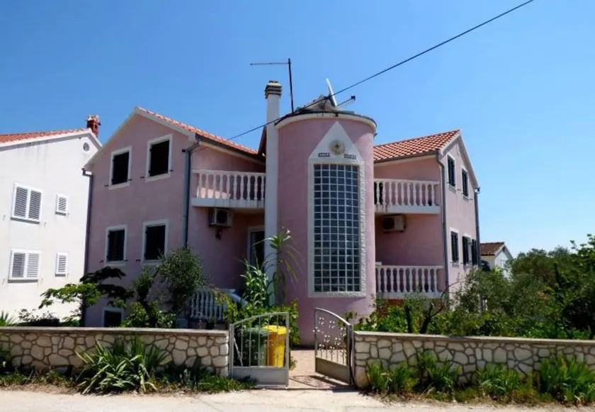 Schöne Ferienwohnung mit Grill und Terrasse | Gartenblick | Nah am Strand - Image 1