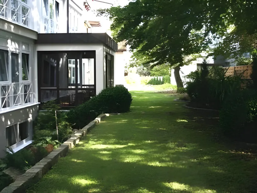 Hotel Asemann Planegg - Image 1