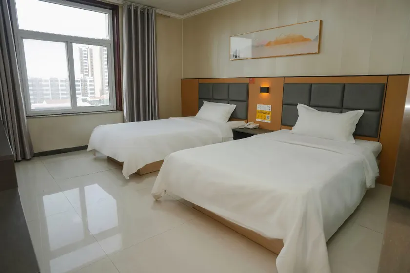 Home Inn Group - Xingtai Pingxiang Huayi Hotel (Intersection of Wenming Road and Zhenxing Street) - Image 1