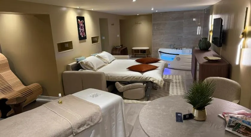 Spa Suite Loft - Image 1