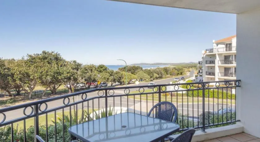 Breakers Block 1 Unit 11 - Lifestyle Yamba - Image 1