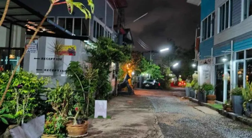 Mountain View Guest House - Image 1