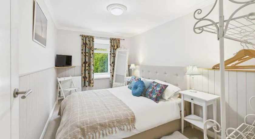 Host & Stay - The Fairways - Image 1