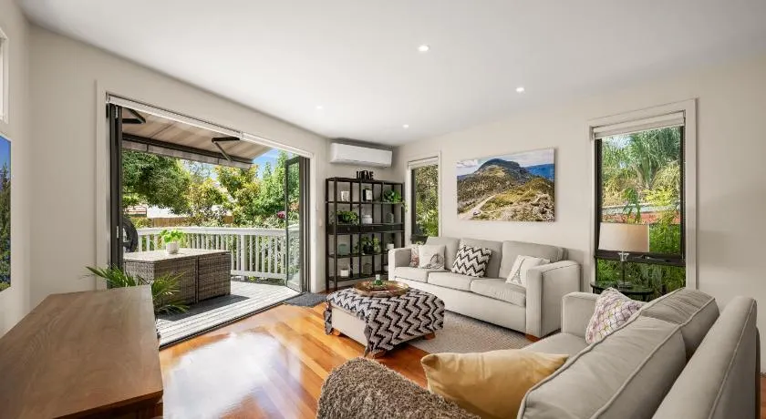 Luxury Camberwell Family Retreat by WOW Manage - Image 1