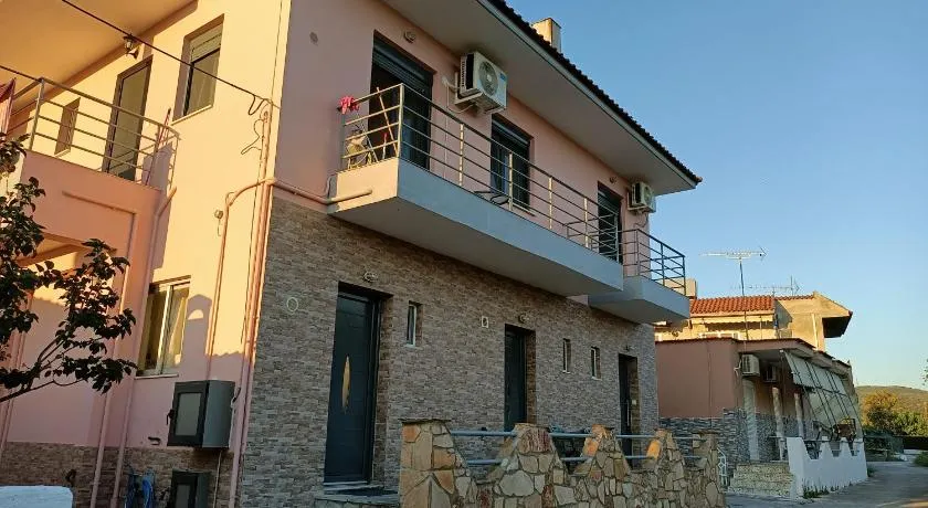 Anna Apartments - Image 1