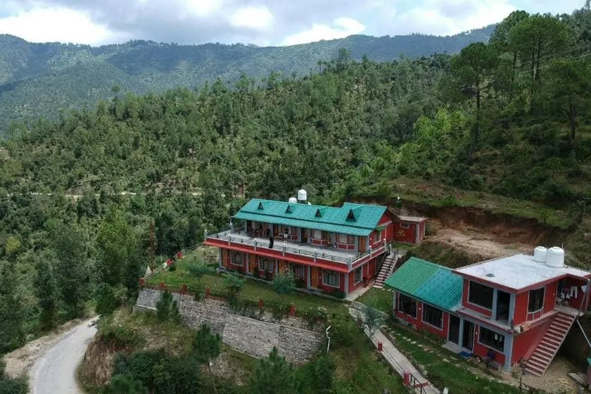 Mukteshwar Oak Essence - Image 1