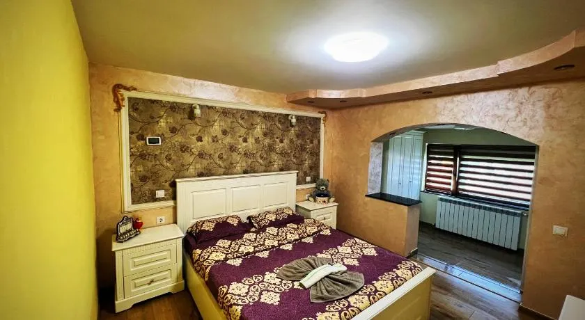 Apartament Ultra Modern 2 camere mari +1 camera mai mica - Image 1