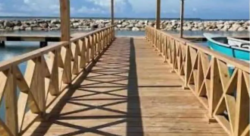 Estilo y comodidad a pasos de la playa - Image 1