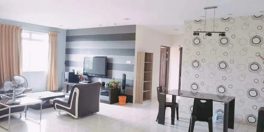 Anna Cozy Apartment with swimming pool - Image 1