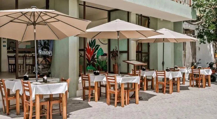 Florita 39 Boutique Hotel Breakfast & Beach Club Included - Image 1