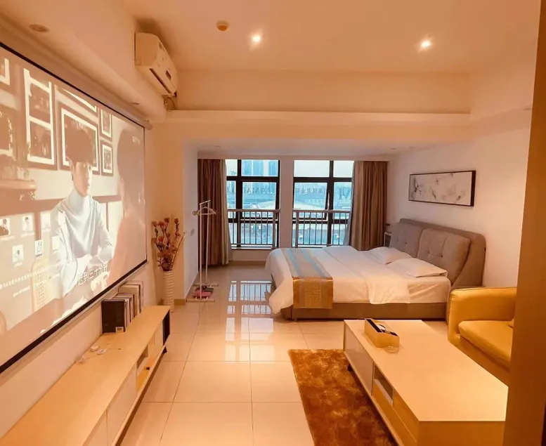 Tiantian Theme Apartment (Dongguan Wanjiang Bus Terminal Branch) - Image 1