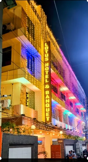 LOTUS HOTEL AND BANQUET - Image 1