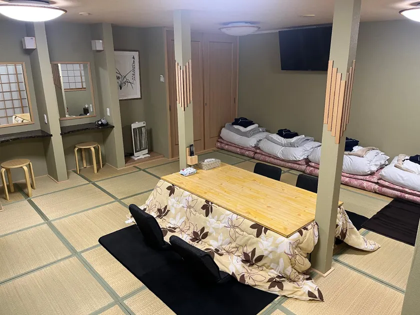 Local Japanese Stay & Sake Experience Namba area A 3-minute walk from the station - Image 1