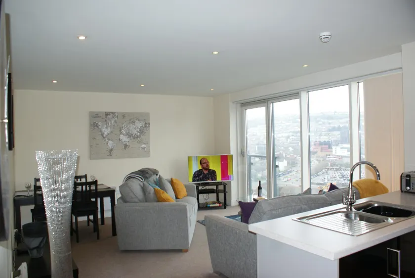 Coastal City Rooms – Waterfront - Image 1