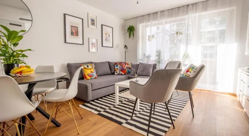 Modern Apartment with Balcony near SBB - Special PRIMERO PICASSO Apartment, Basel, up to 6 guests - Image 1