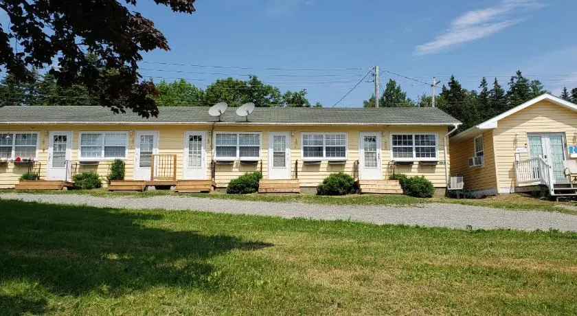 Capeway Extended Stay Lodge - Image 1