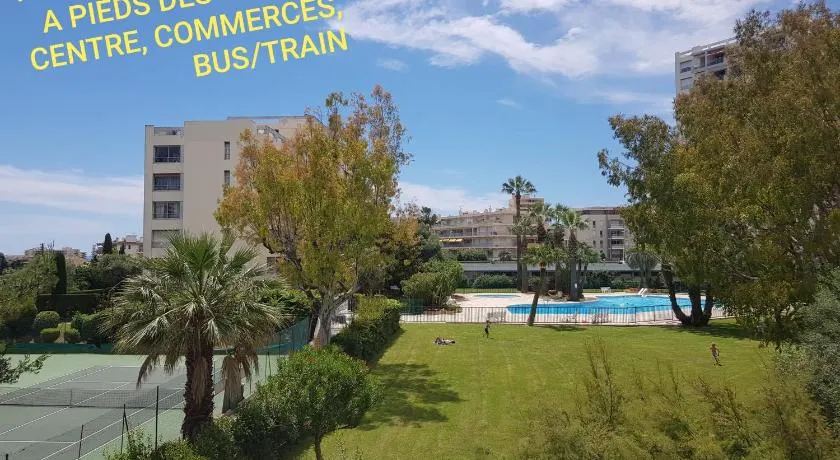 4P, Piscine, Tennis, Wifi, Proche Centre et Plages - Image 1