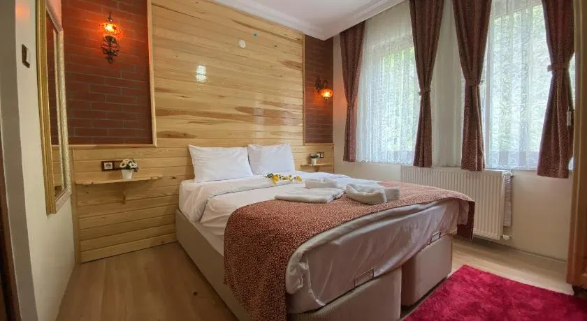 ABANT DORT MEVSİM KONAĞI HOSTEL - Image 1