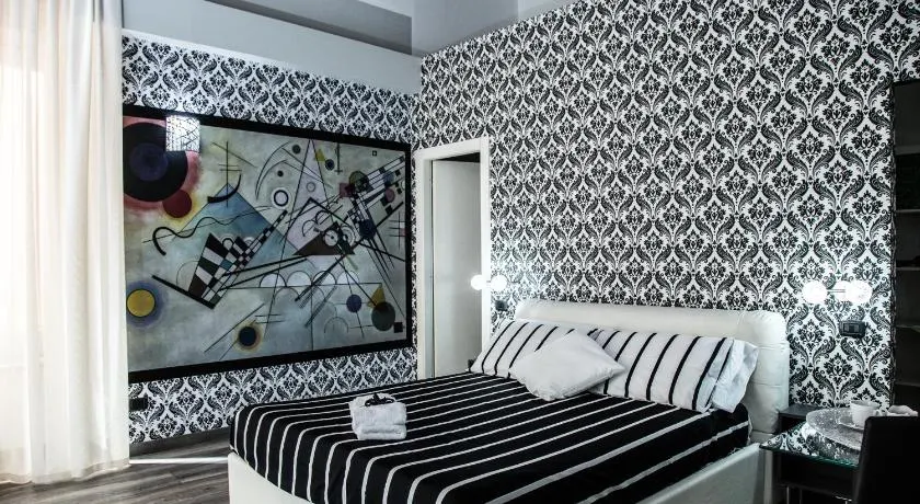 Art in B&B - Image 1