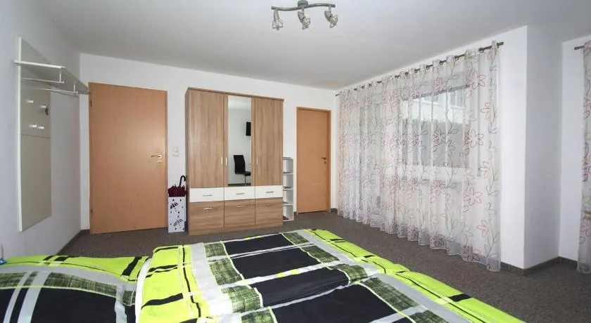 Ferienwohnung in Kempten am Stadtweiher - Image 1