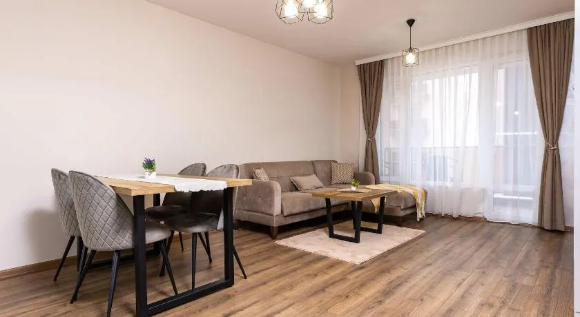 The Cozy Nest - Modern 1BR with Balcony by Flat Mаnager - Image 1
