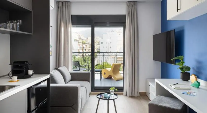 Fits Living - Image 1