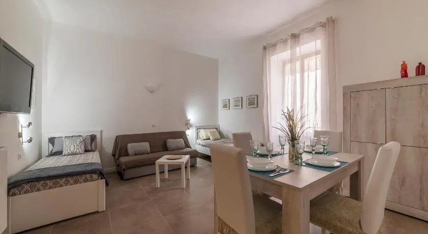 GuestHost - San Lorenzo Modern Flat - Image 1