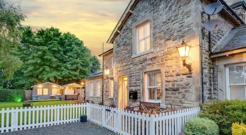 2 Bed in Leyburn oc-78575 - Image 1