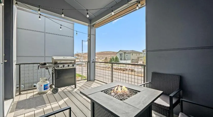Uptown Avenue - Broomfield - Image 1