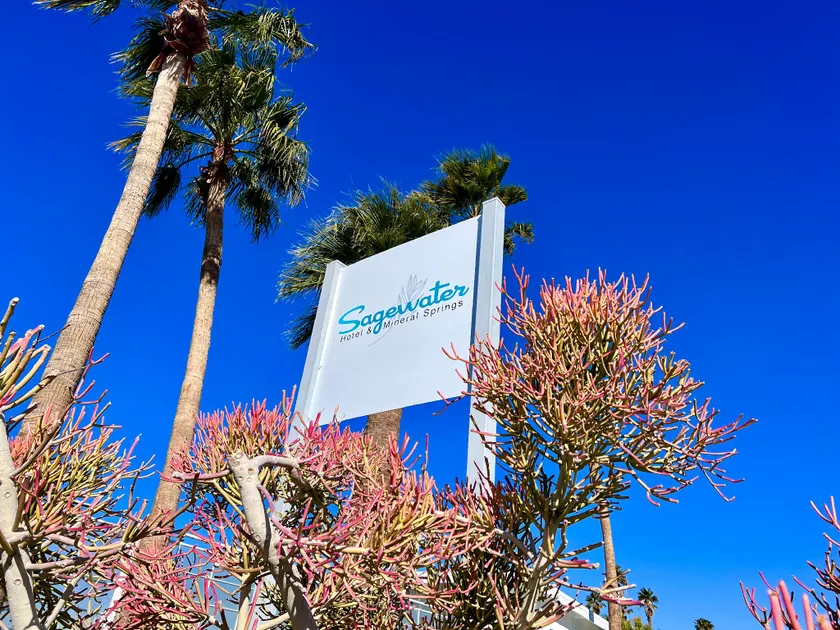 Sagewater Hotel - Image 1