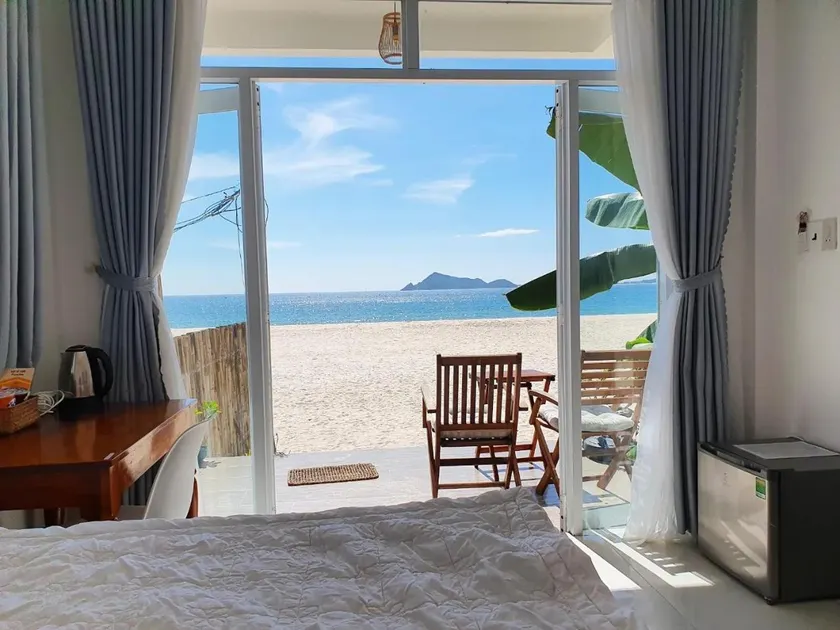 Ocean Breeze Bungalow - Image 1