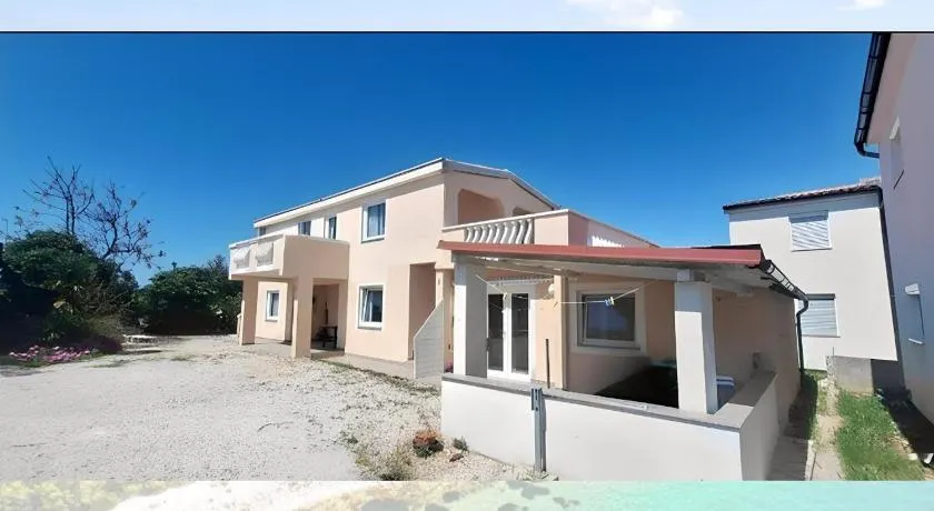 Apartmani Maslina Vir - Image 1