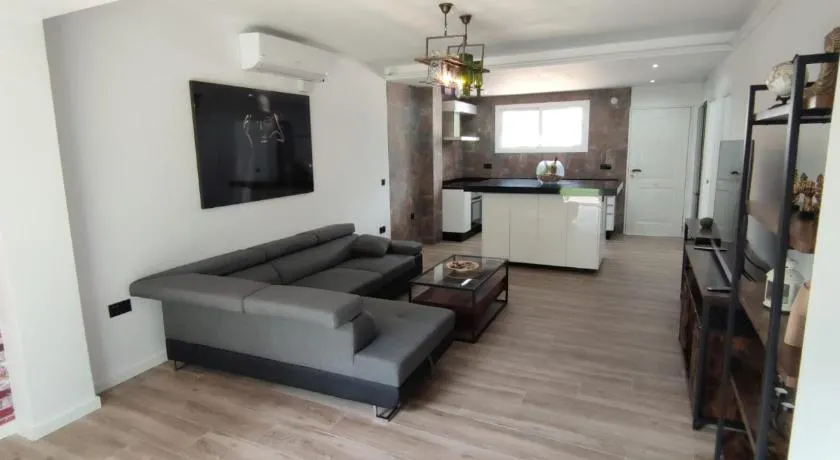 El Parque Suite - Image 1