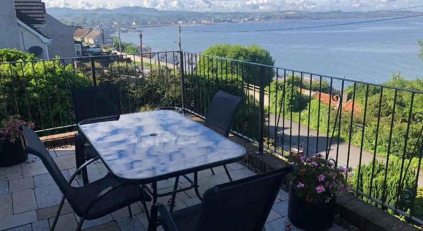 NEWCASTLE STUNNING SEA VIEW apartment absolute top quality over 500 of 5 star reviews You will not be disappointed - Image 1