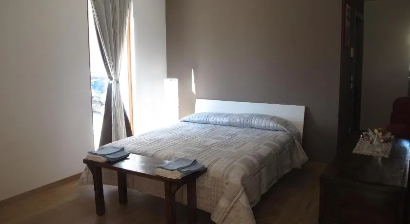 B&B Baratoff - Image 1