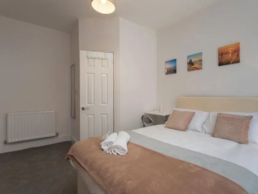Crewe Rooms Westminster Street - Image 1