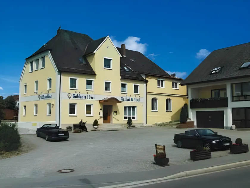 Hotel Goldener Löwe - Image 1