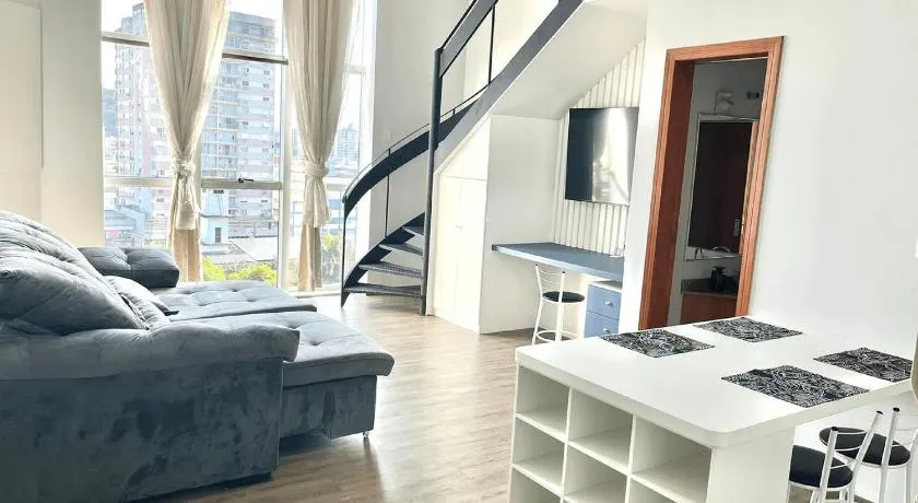 Saint Sebastian Flat 506 - Com Hidro! até 4 pessoas, Duplex, no centro - Image 1