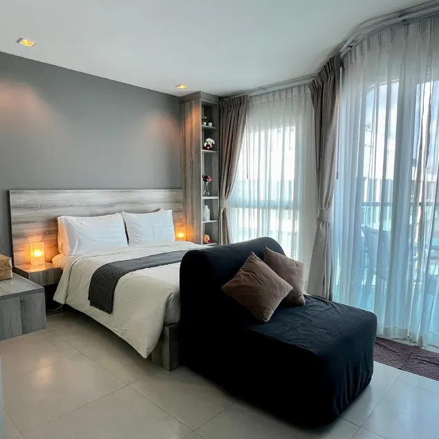 Grandblue Condominium#702 Seaview TopFloor MaePhim Rayong - Image 1