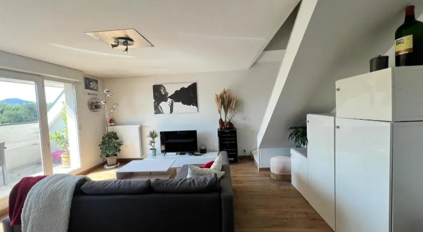 Appartement 244 - Appartement en duplex contemporain et confortable proche - Image 1