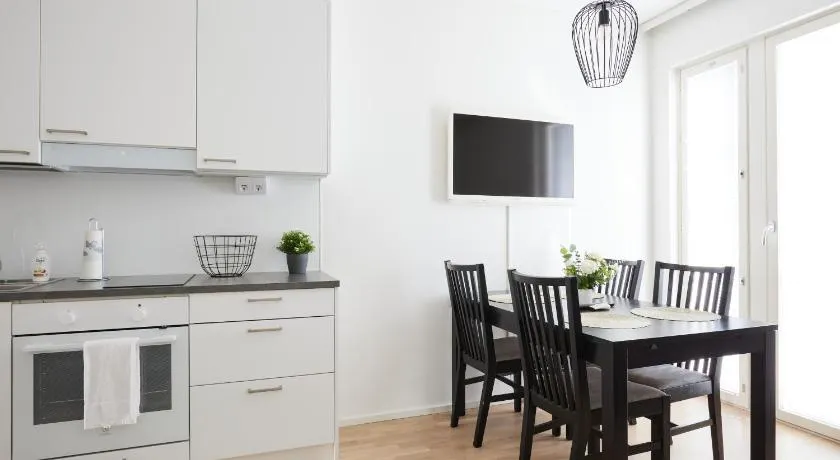 New apartment w/WiFi & car park - Image 1