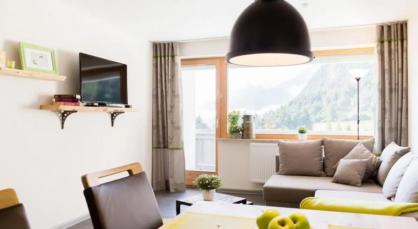 Wildgrün Panorama Lodge 6 - Image 1