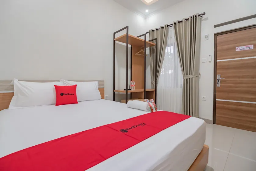 RedDoorz Syariah @ Boemi Guesthouse Tasikmalaya - Image 1