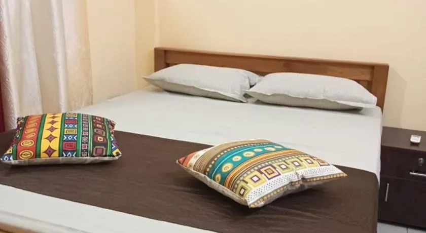 Deva holiday homes - Image 1