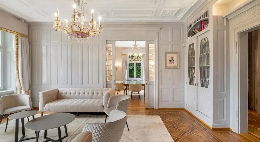 Entire Villa Imperial in Central Zurich - Image 1