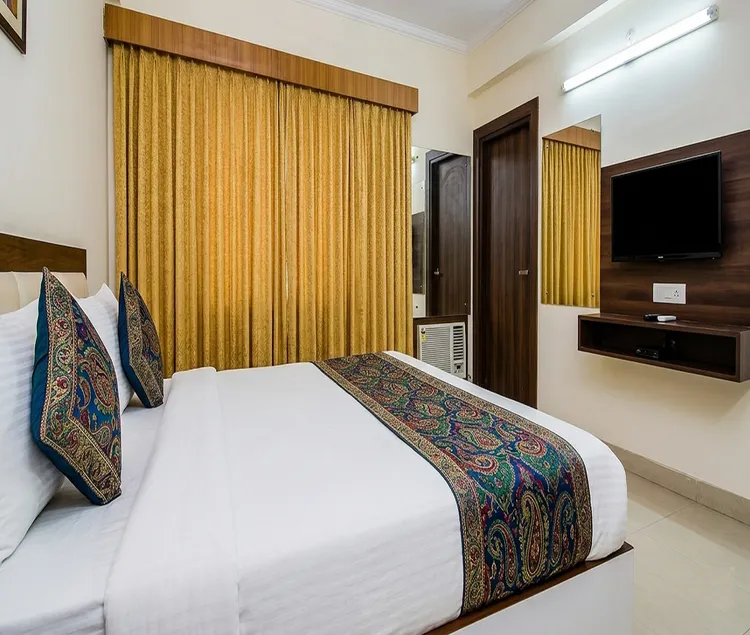 Hotel Kanha Classic - Image 1