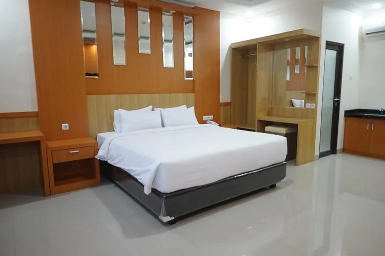 Manggala Trans Hotel - Image 1
