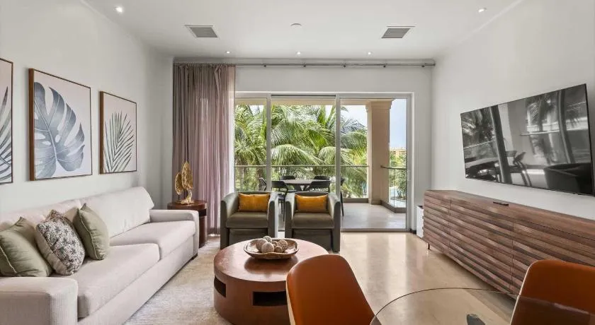 Eagle Beach - Palm by the Sea 2BR condo - LV207 - Image 1