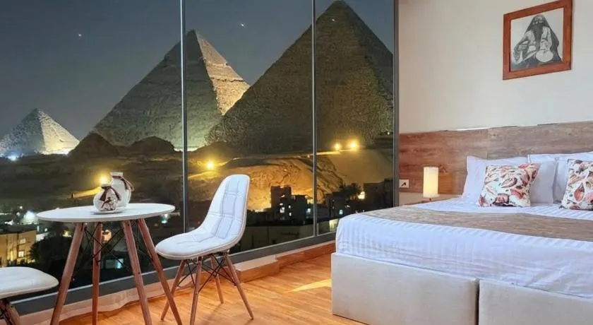 Eco green pyramids hotel - Image 1